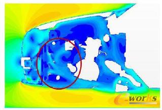原始模型發(fā)動機室