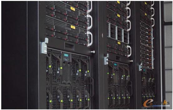 IT4I���ҳ���Ӌ�����ăȵļ�ȺӋ��Cϵ�y(t��ng)